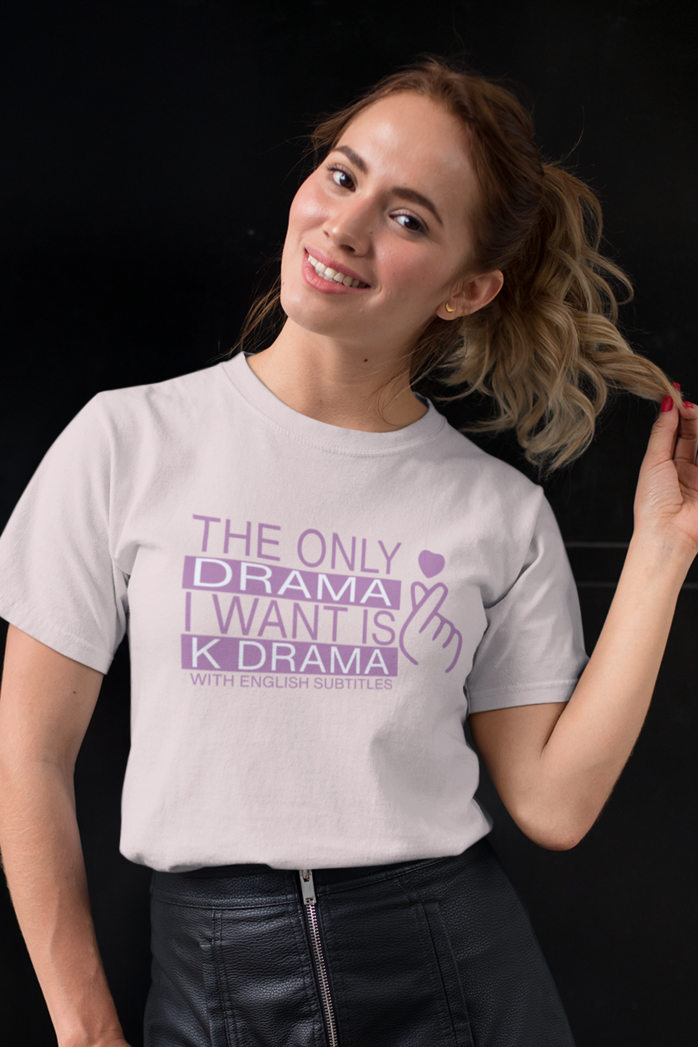 only-kdrama-woman-tshirt-pink