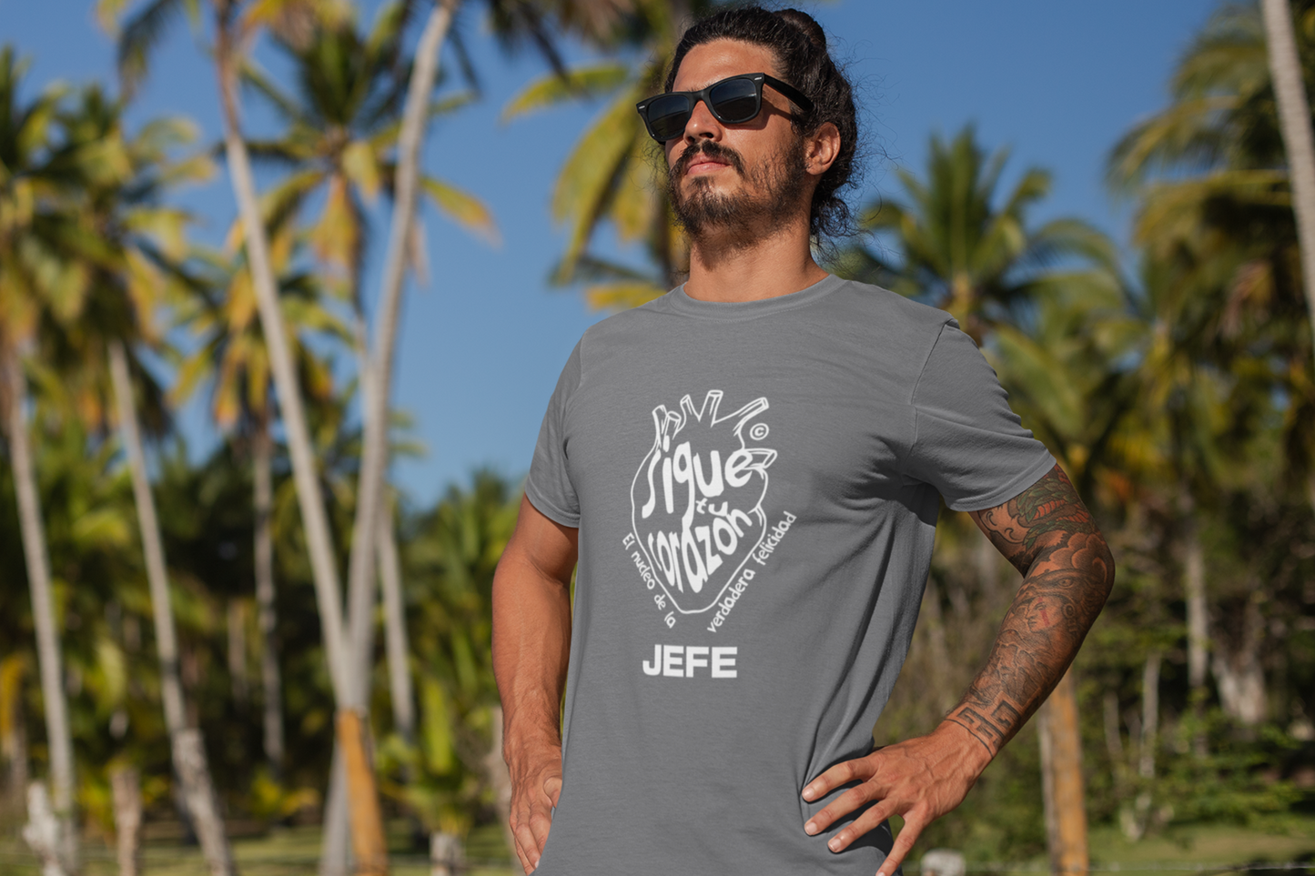 sigue-corazon-latino-mens-tshirt-asphalt