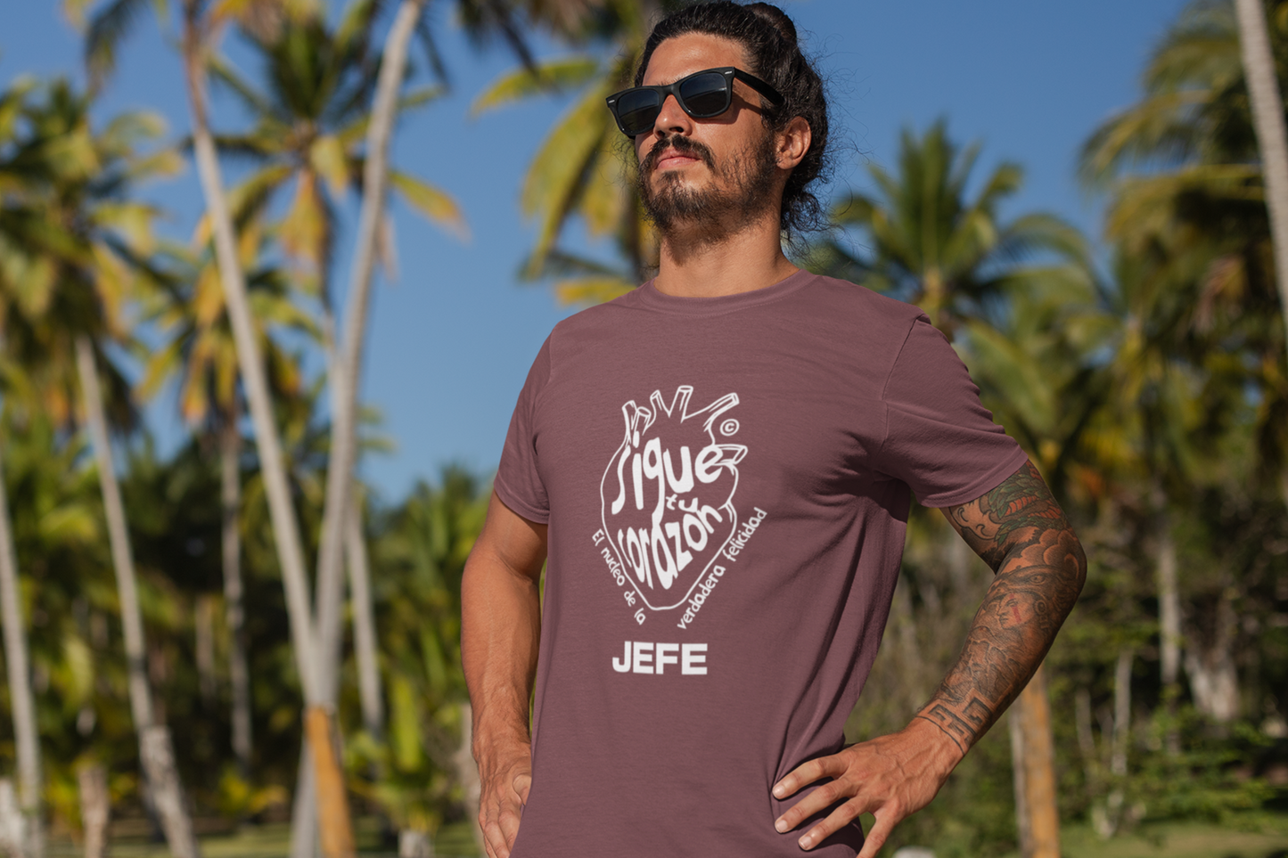 sigue-corazon-latino-mens-tshirt-maroon