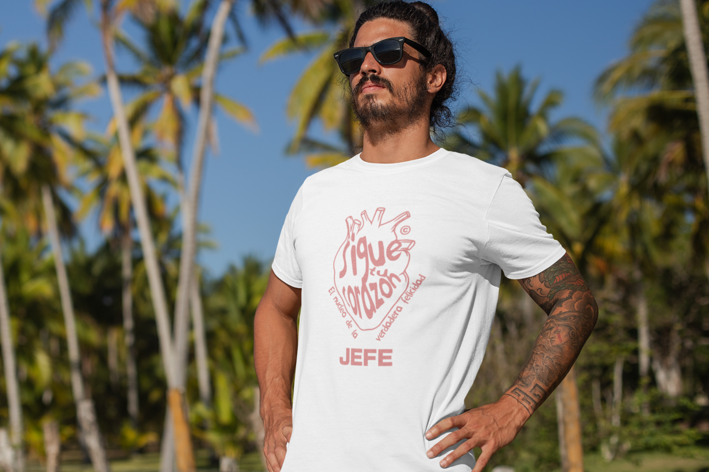 sigue-corazon-latino-mens-tshirt-white