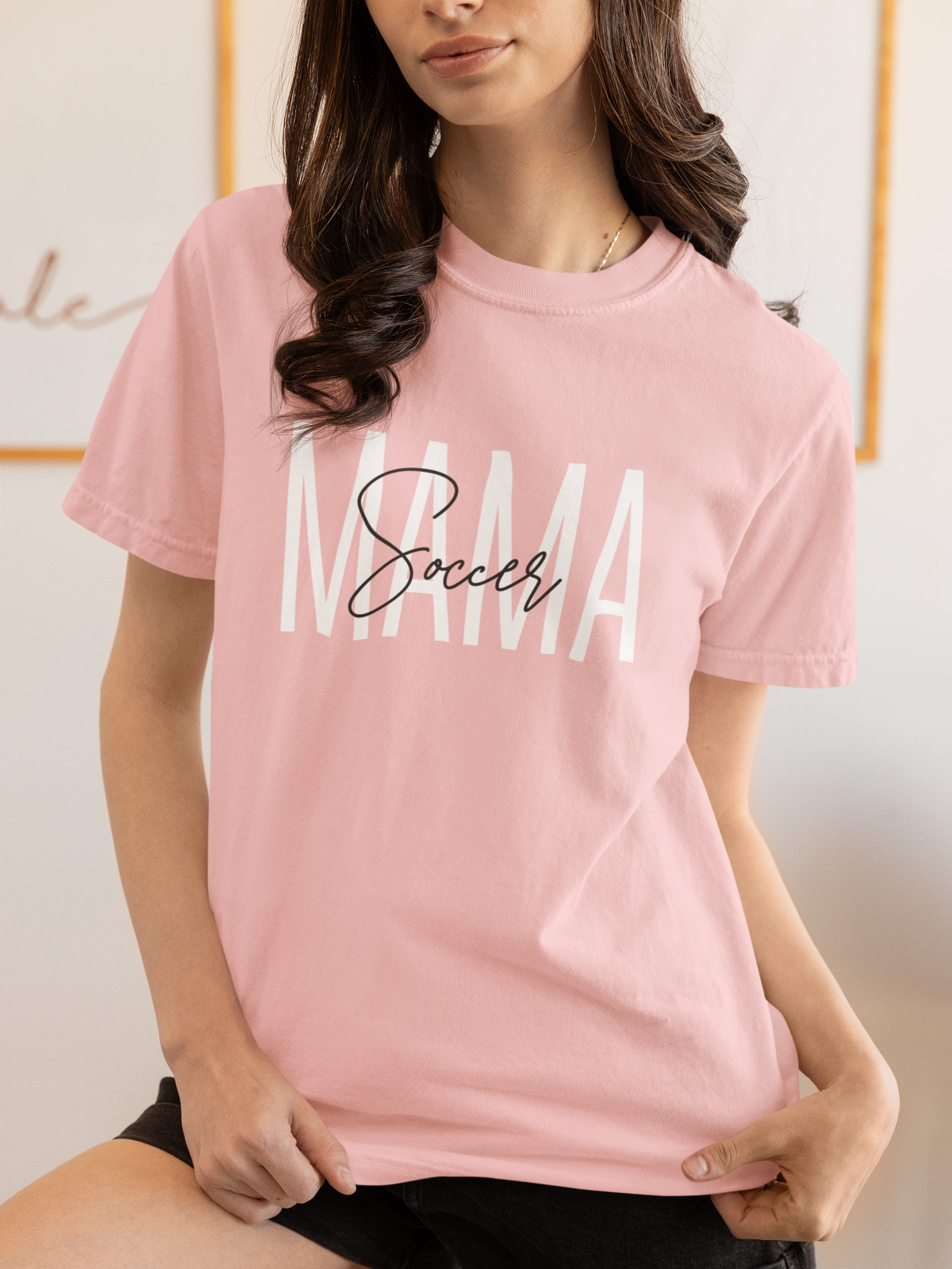soccer-mama-woman-tshirt-pink