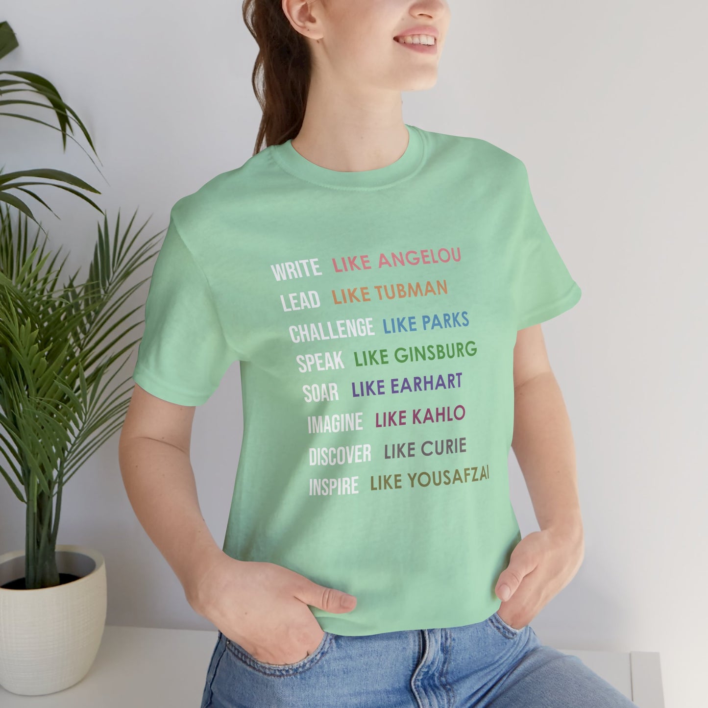 strong-women-woman-tee-closeup-mint