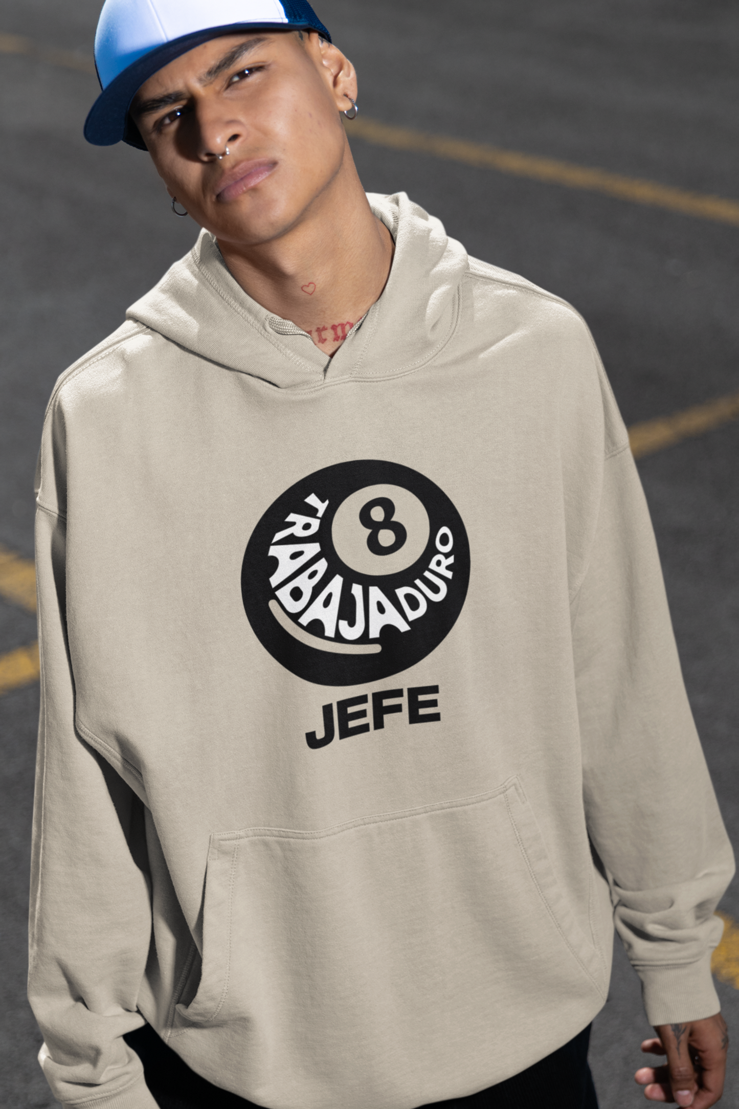 trabaj-duro-jefe-hustle-hard-latino-graphic-hoodie-sand