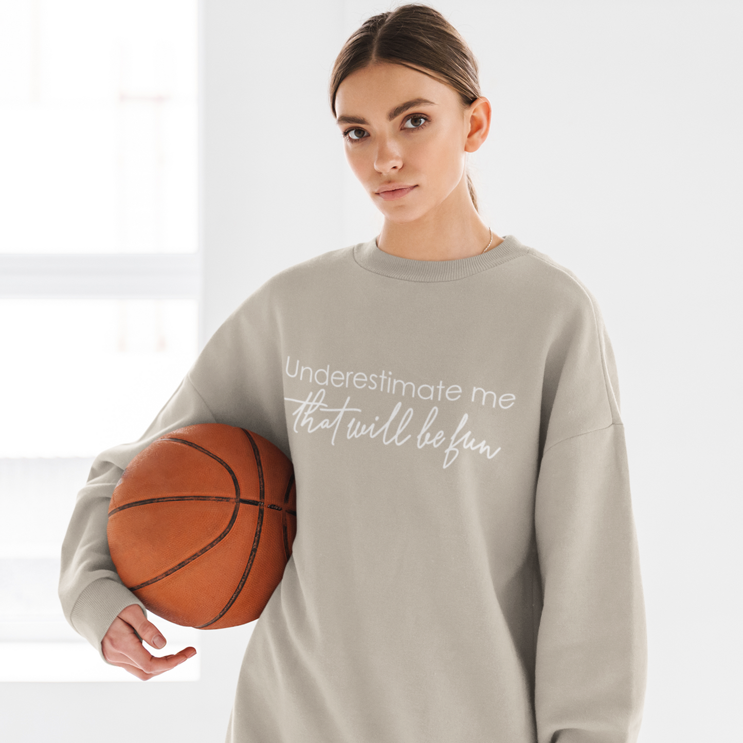 underestimate-me-that-will-be-fun-woman-sweatshirt-sand
