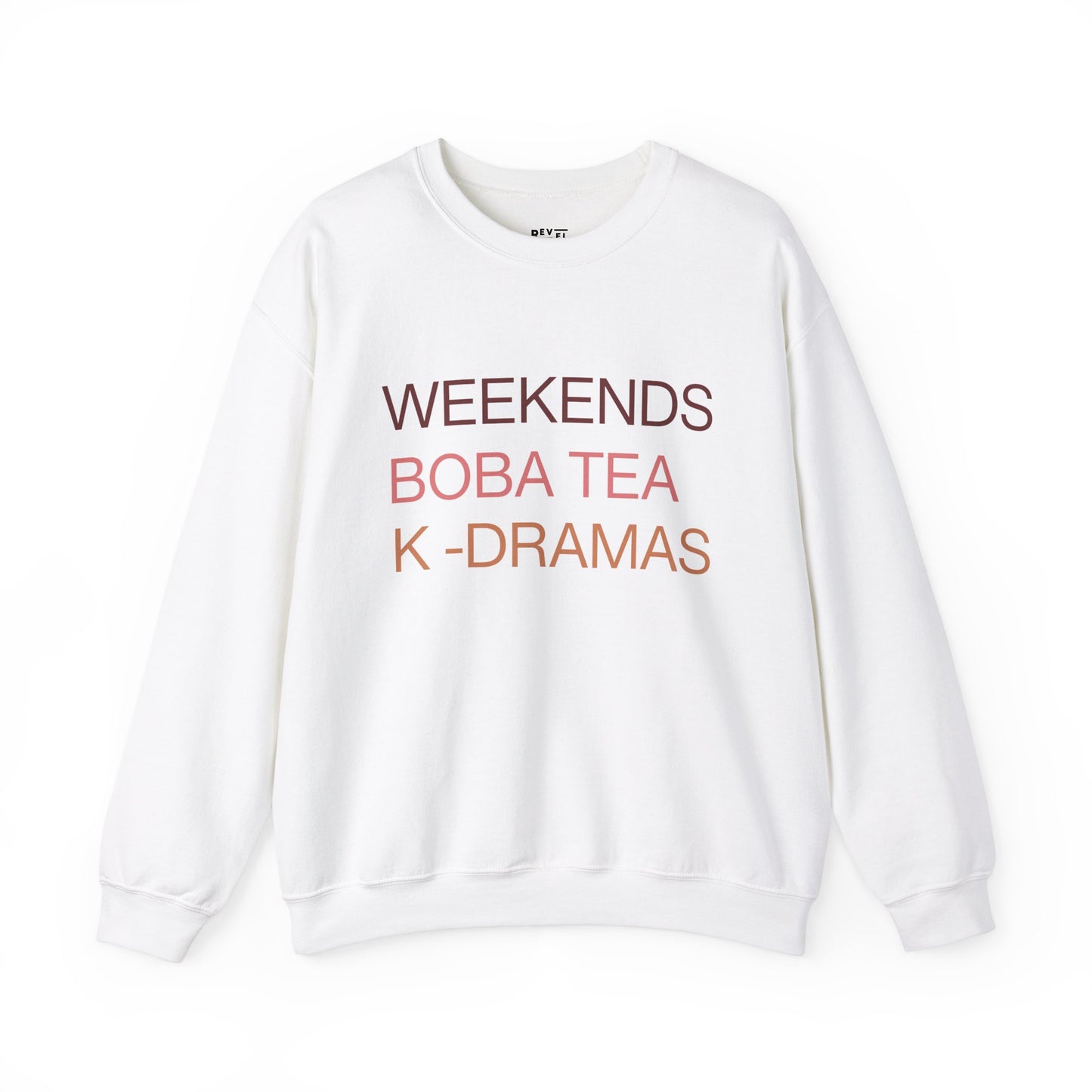 weekends-boba-kdrama-woman-sweatshirt-closeup-white
