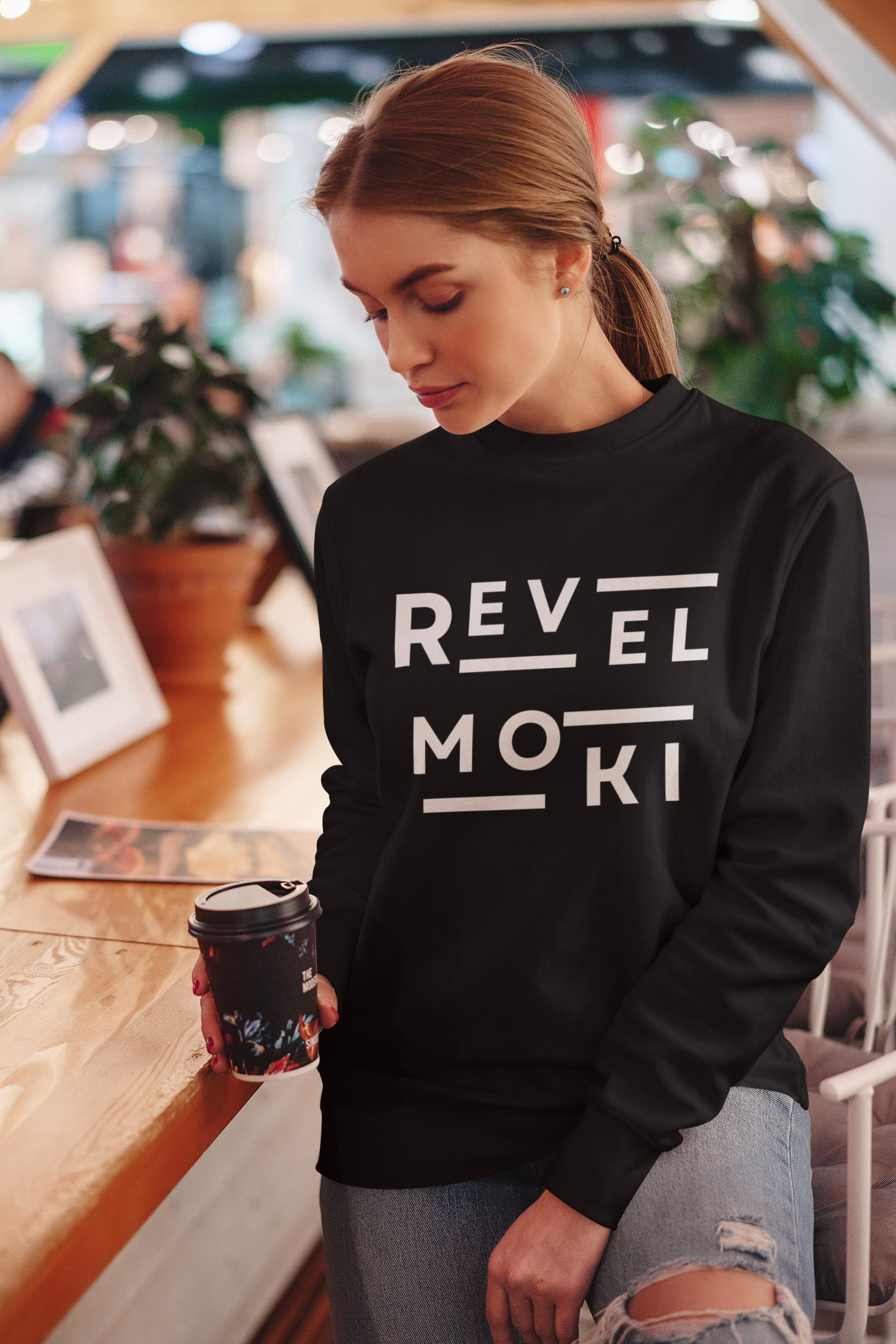 womans-boundless-balck-color-sweatshirt