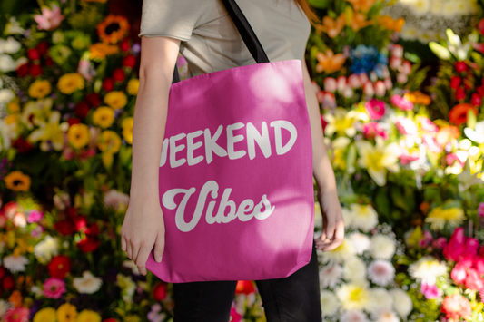 woman-with-pink-tote-bag