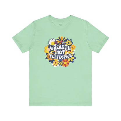 growth-not-perfection-woman-tee-closeup-mint