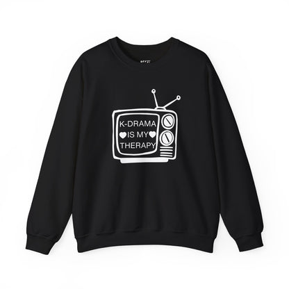 k-drama-therapy-woman-sweatshirt-closeup-black