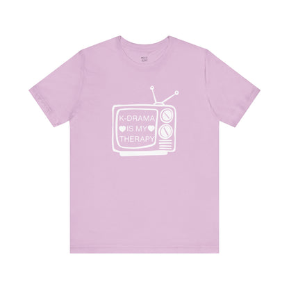k-drama-therapy-woman-tee-closeup-lilac
