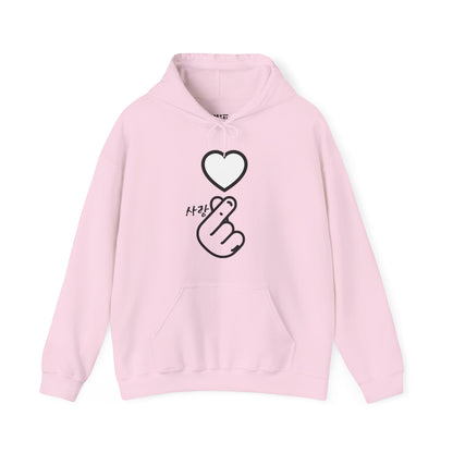 korean-finger-heart-hoodie-closeup-pink