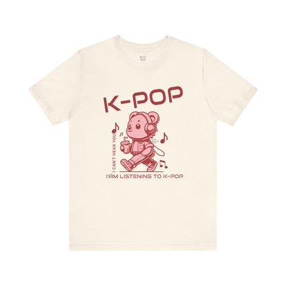 listening-to-kpop-tee-closeup-natural