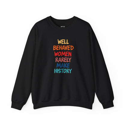 women-make-history-sweatshirt-closeup-black